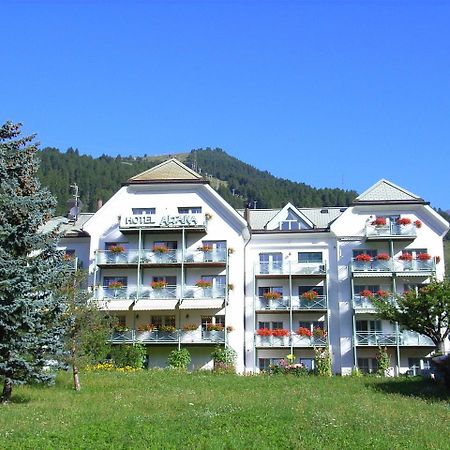 Typically Swiss Hotel Altana سكول المظهر الخارجي الصورة