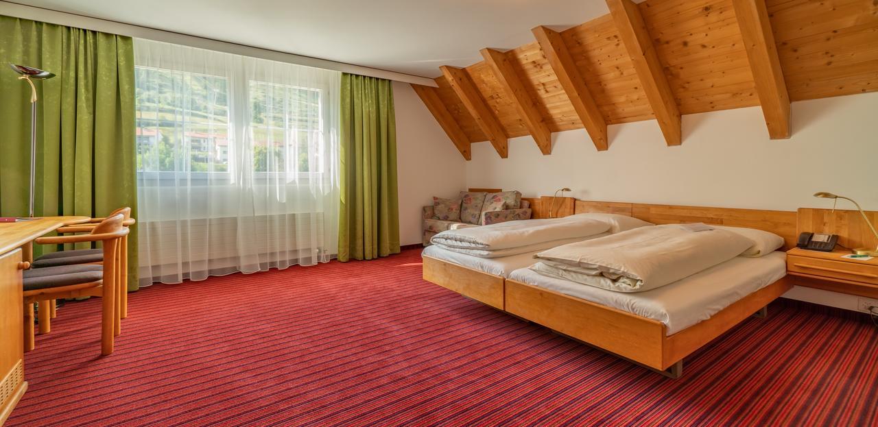 Typically Swiss Hotel Altana سكول المظهر الخارجي الصورة