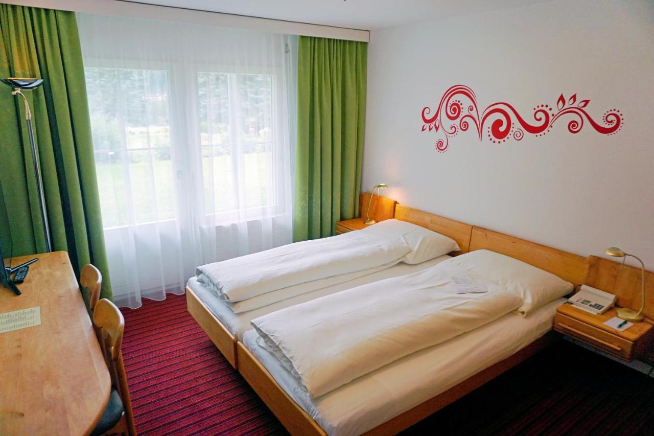 Typically Swiss Hotel Altana سكول المظهر الخارجي الصورة