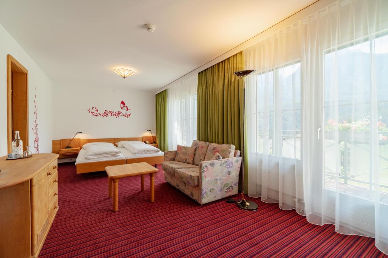 Typically Swiss Hotel Altana سكول المظهر الخارجي الصورة